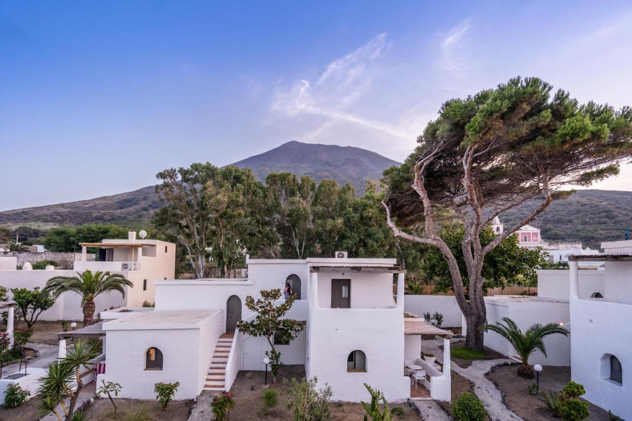 La Sciara Resort Hotel Estrómboli Exterior foto