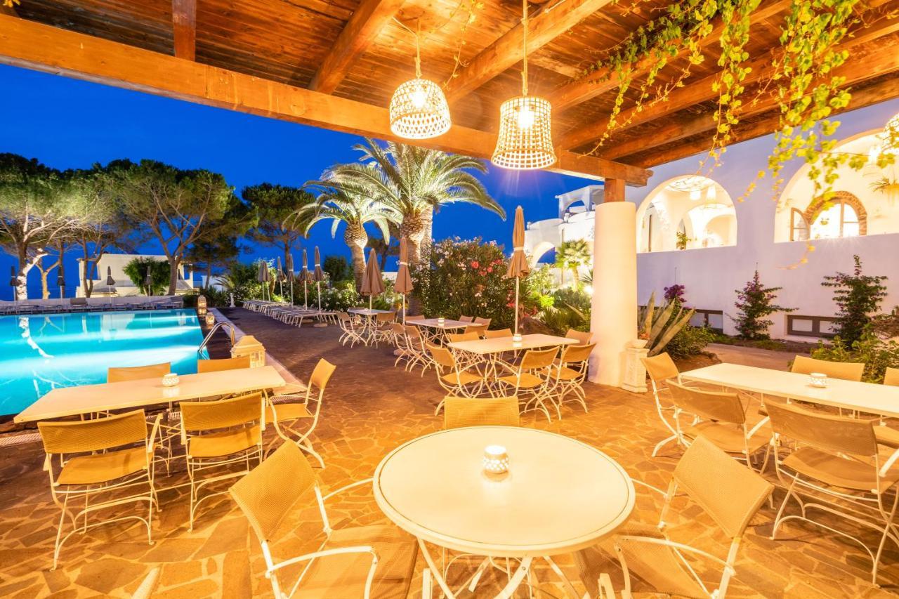 La Sciara Resort Hotel Estrómboli Exterior foto